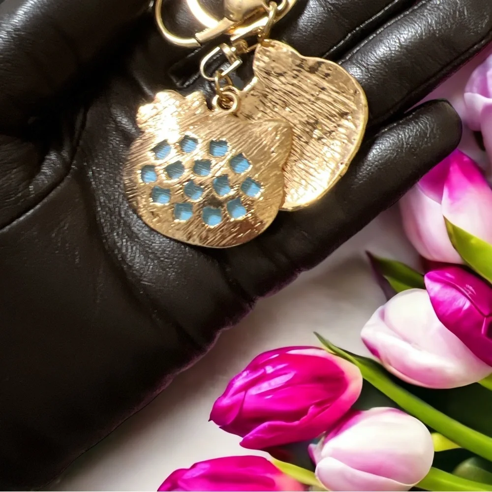 Hello Kitty Keychain - Picture 3 of 3